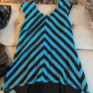 Sleeveless summer shirt or coverup